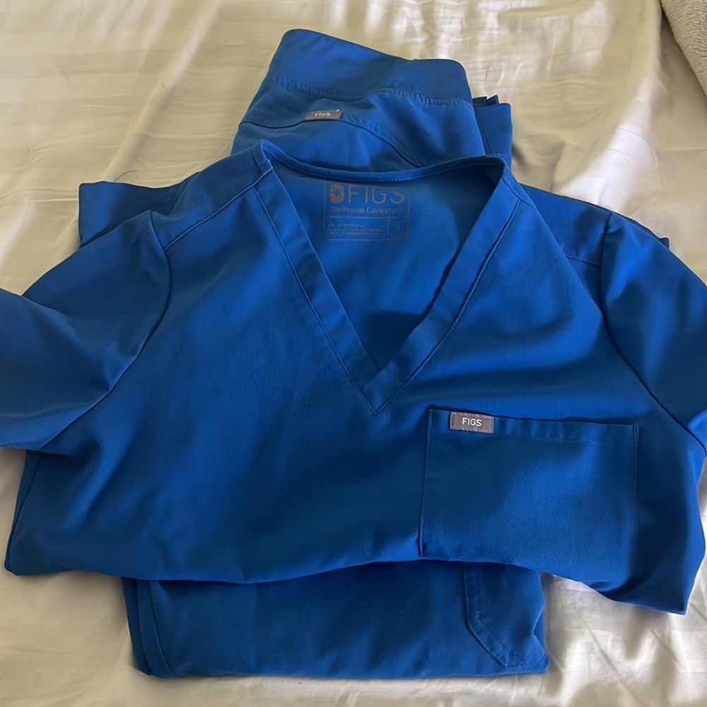 Fig’s scrubs